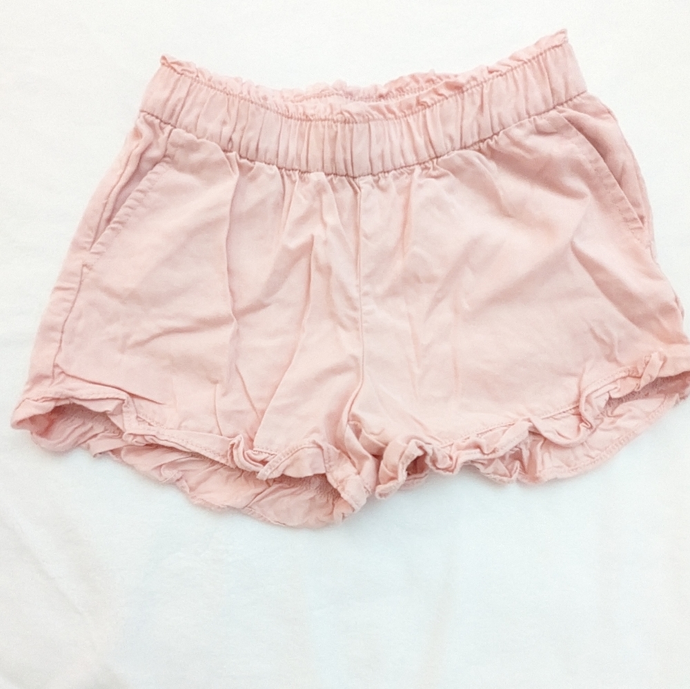 Pink girls shorts with ruffle bottoms